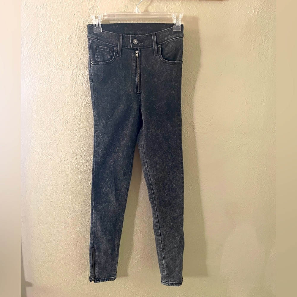 Levi’s Mile High Super Skinny jeans, 26